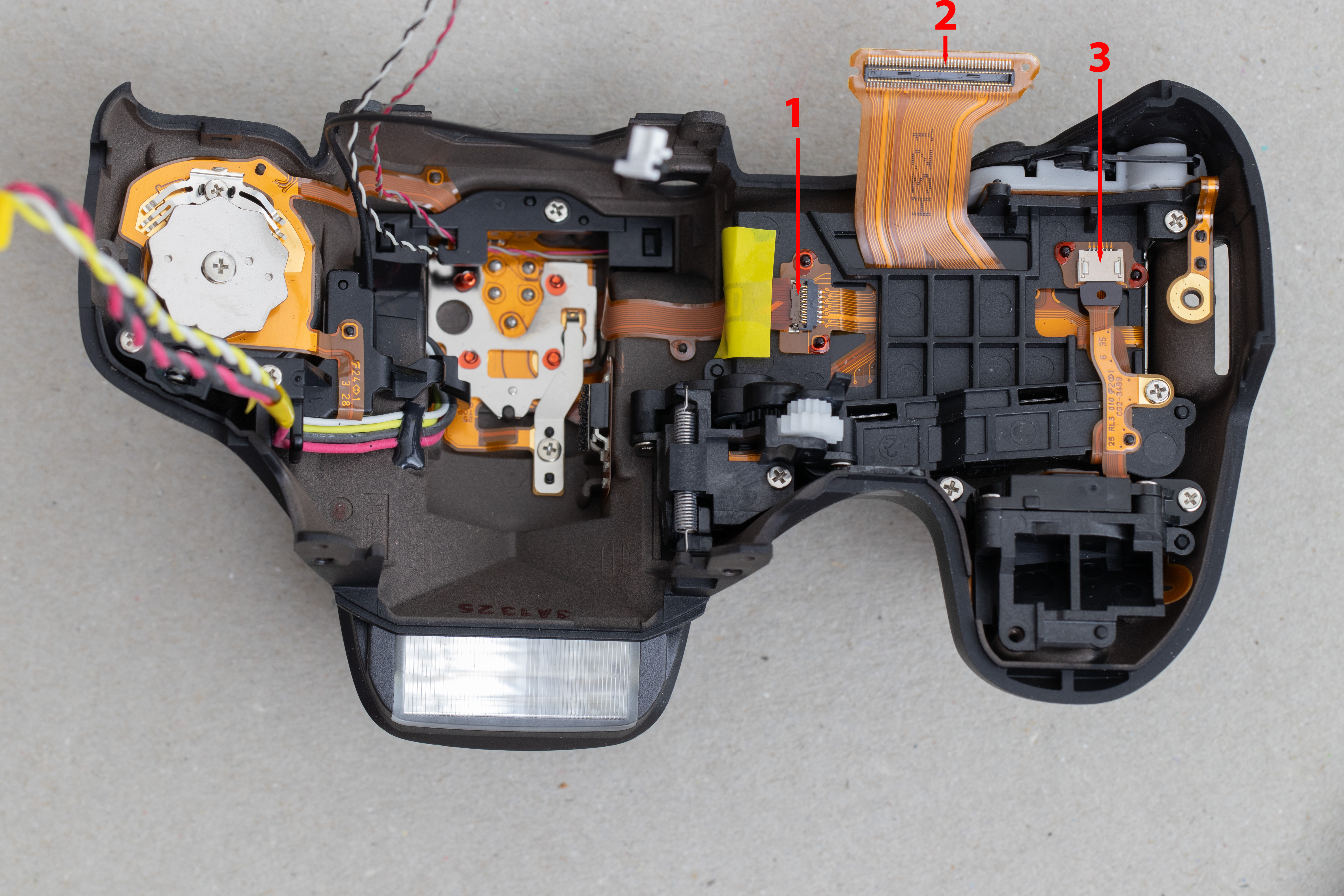 70d_top_cover_connectors_numbered_1_v0.1.jpg