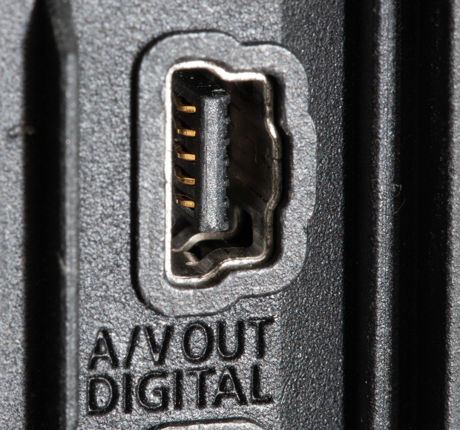 av_out_1_comp.png